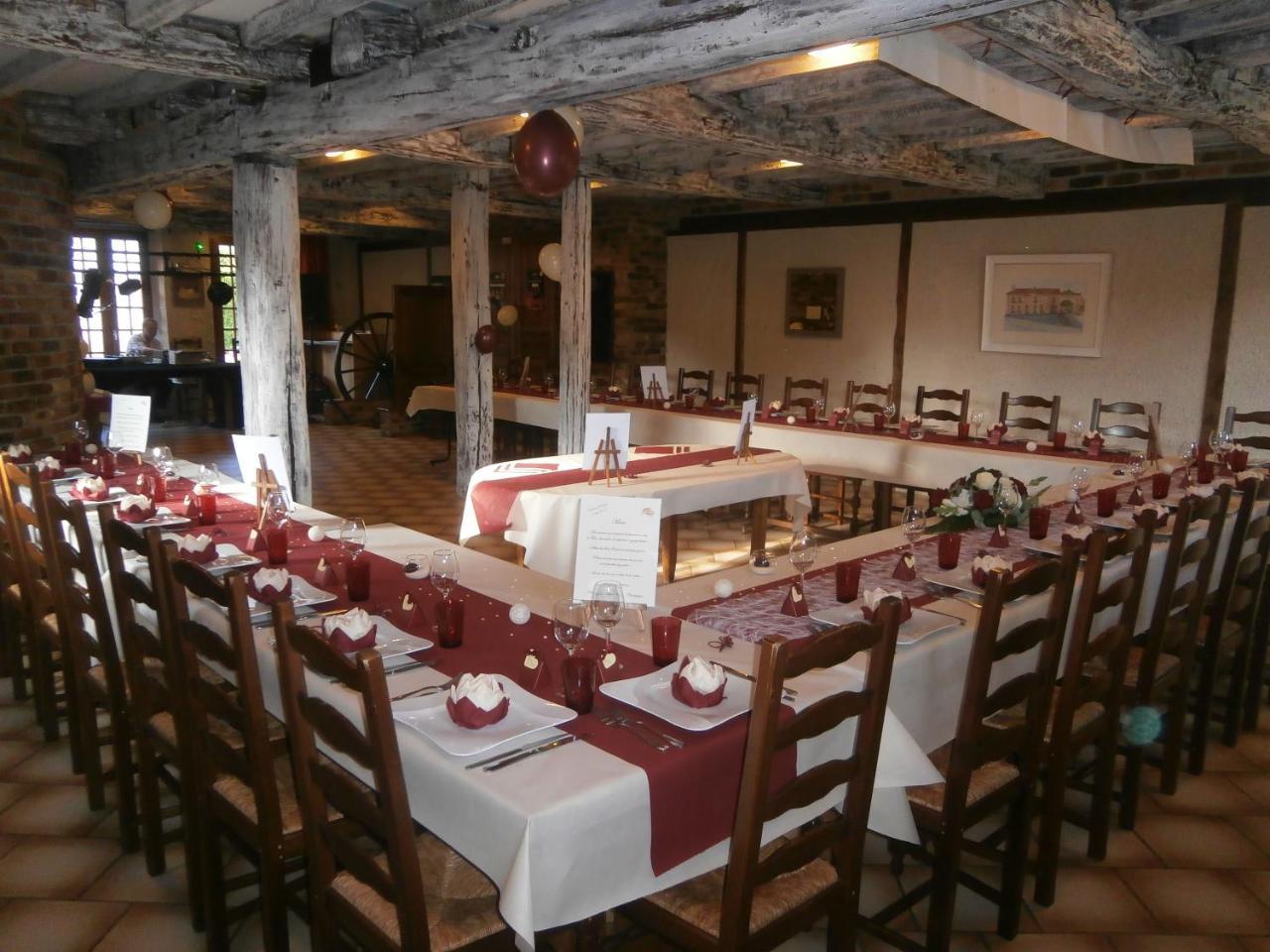 Auberge Du Pied Des Monts Grivy-Loisy 외부 사진